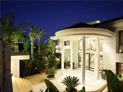 Ultra Modern Design in Marbella, Spain