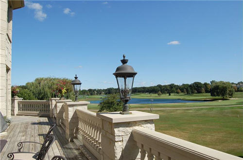 $4.2 Million Masterpiece in North Barrington, Illinois