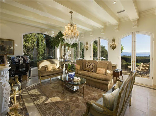 $7.1 Million Italian-Influenced Estate in Santa Barbara, California