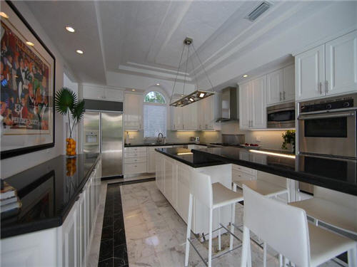 $3.8 Million Sleek Estate in Sarasota Florida 6