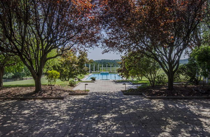 $6.9 Million Historic Vaux Hill Mansion in Pennsylvania 9