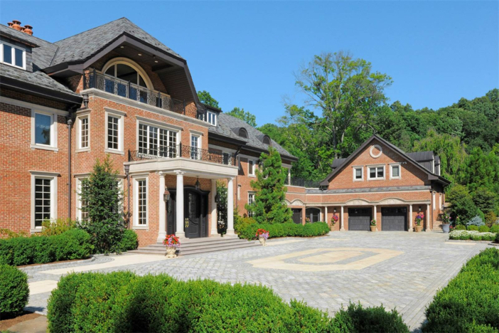 12-5-million-grand-traditional-mansion-in-greenwich-connecticut-23