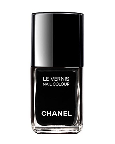 nwe hairstyle: Chanel - nail polish